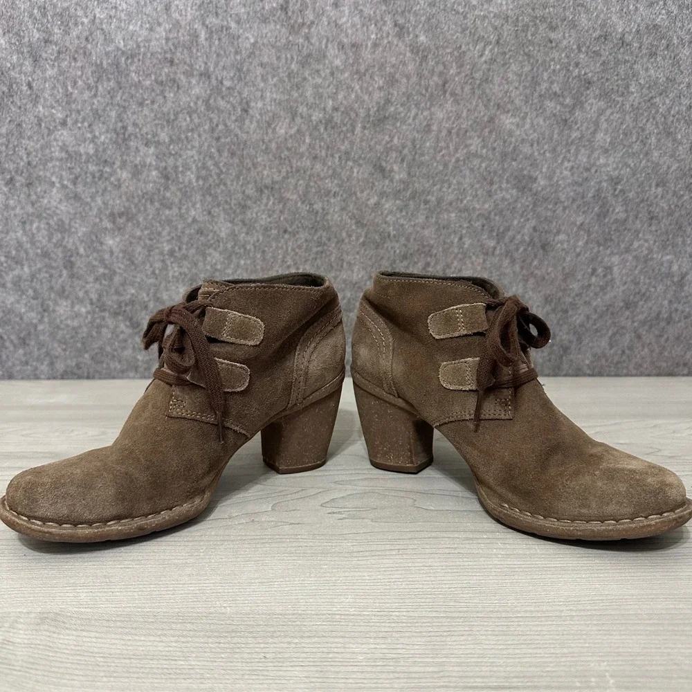 Clarks please see
